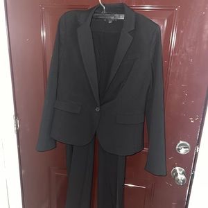 Black Ann Taylor dress costume suit size 4 in excellent condition